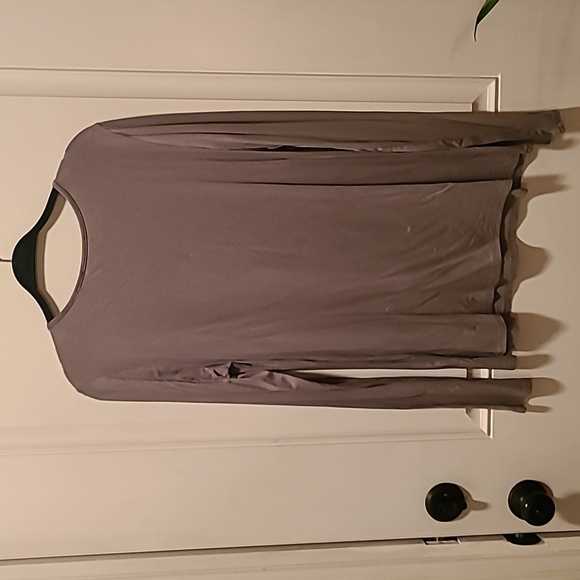 Top - Picture 3 of 3